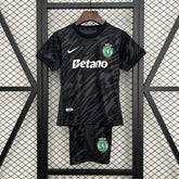 SPORTING LISBOA EQUIPACIÓN PORTERO 25/26 NIÑOS - Bota de Oro Tienda